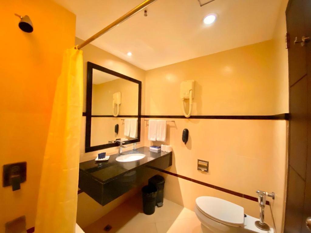 Mallberry Suites Business Hotel Cagayan de Oro Exterior foto