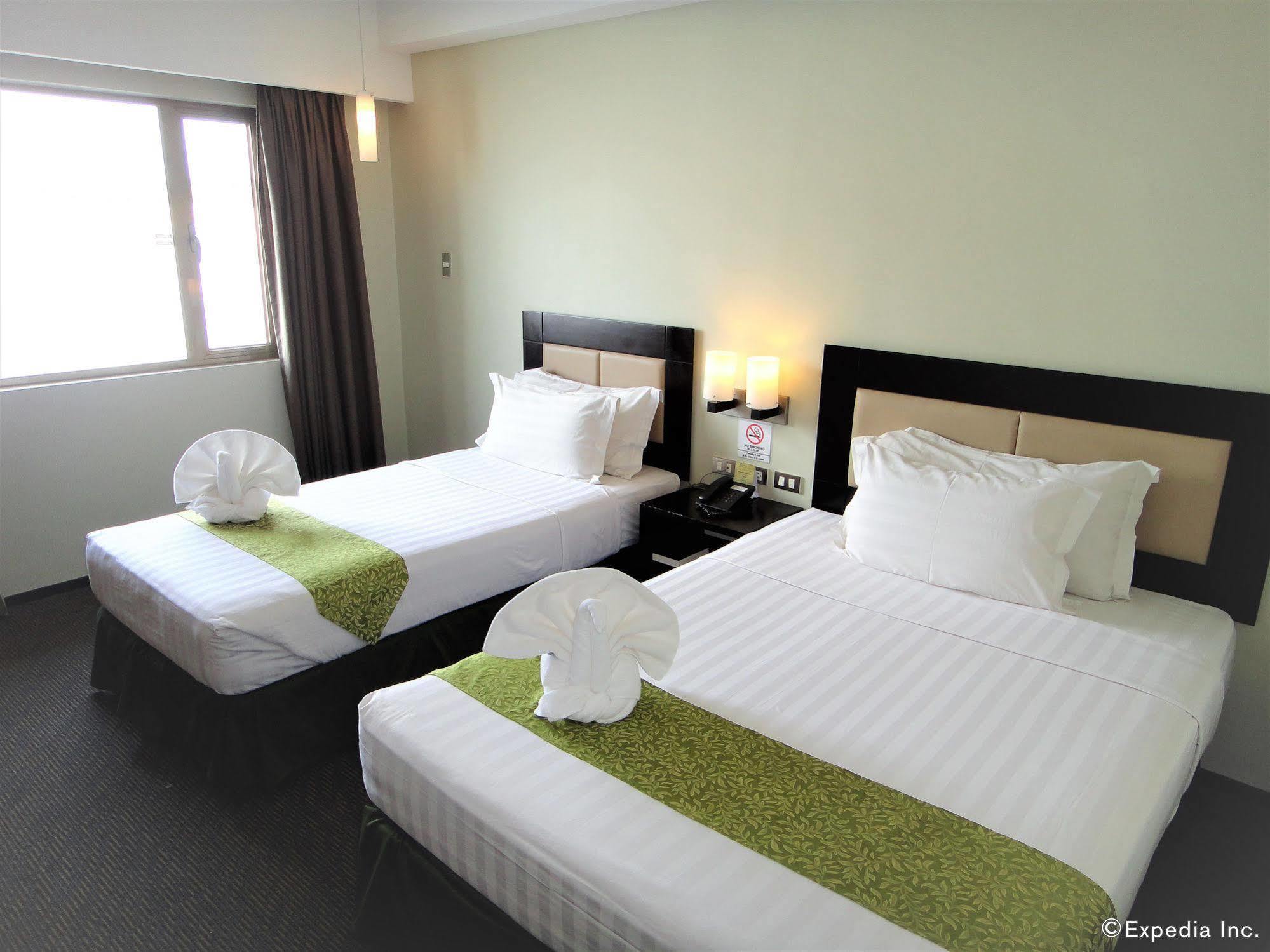 Mallberry Suites Business Hotel Cagayan de Oro Exterior foto