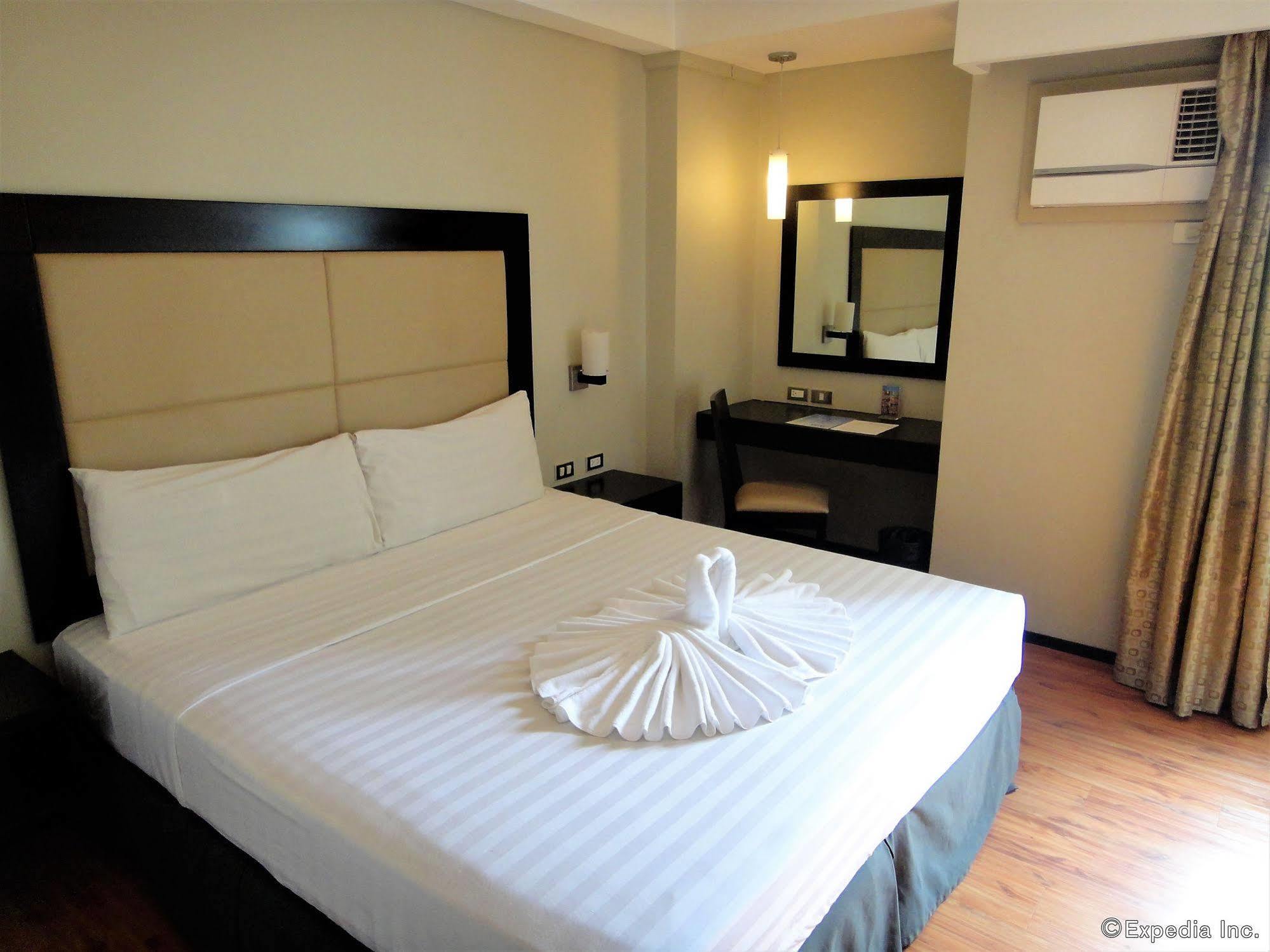 Mallberry Suites Business Hotel Cagayan de Oro Exterior foto