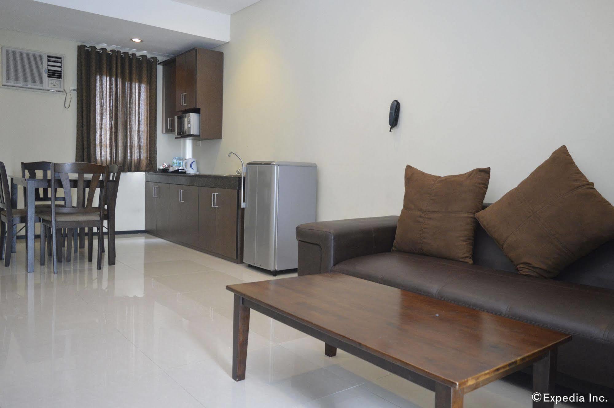 Mallberry Suites Business Hotel Cagayan de Oro Exterior foto